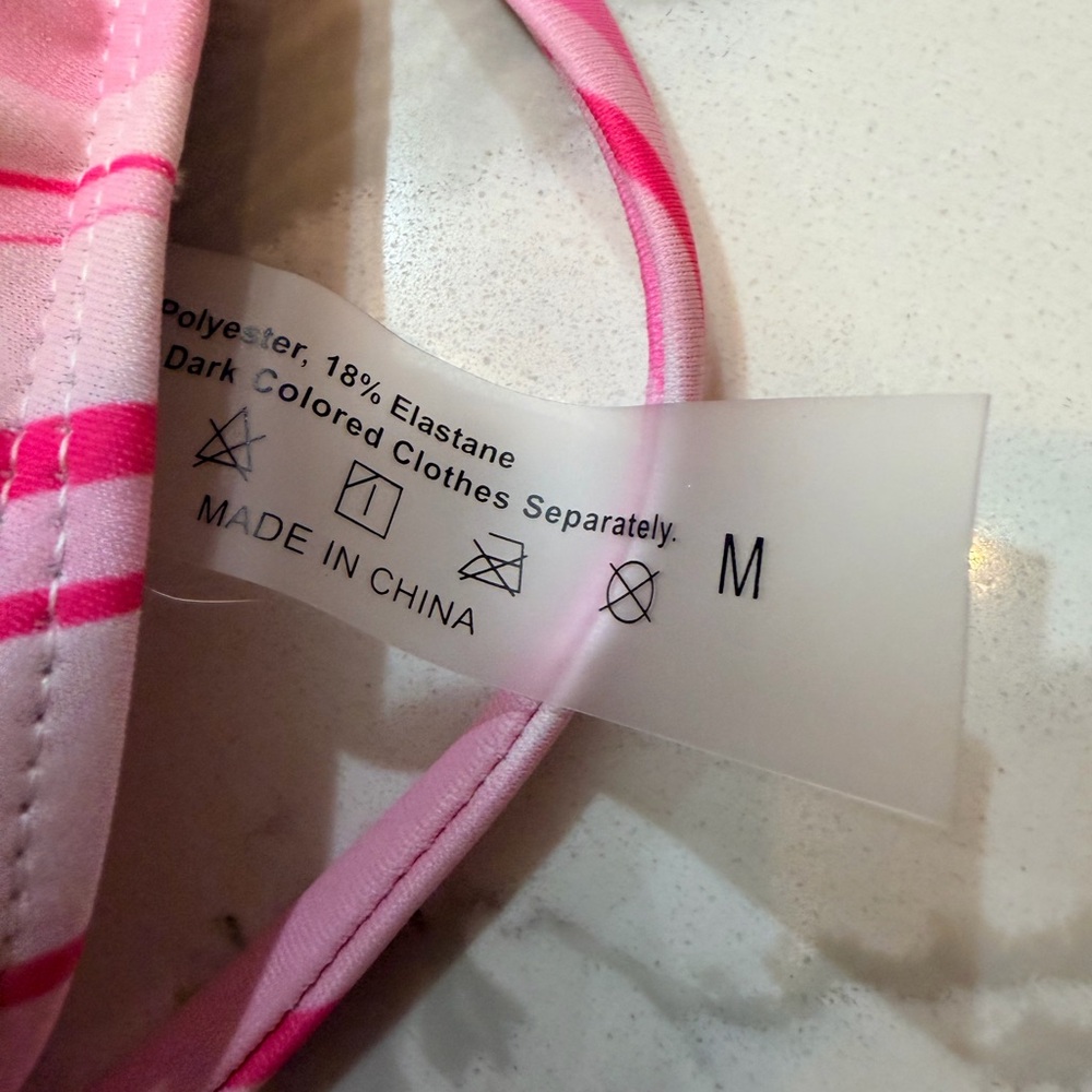 4 Bikini Sets - all medium - Picture 11 of 11
